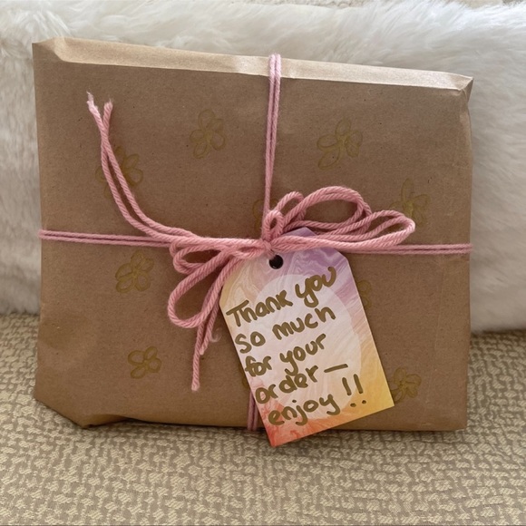 LIKE NEW - Lululemon Black Sports Bra - Picture 4 of 4